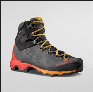 La Sportiva Aequilibrium Trek GTX